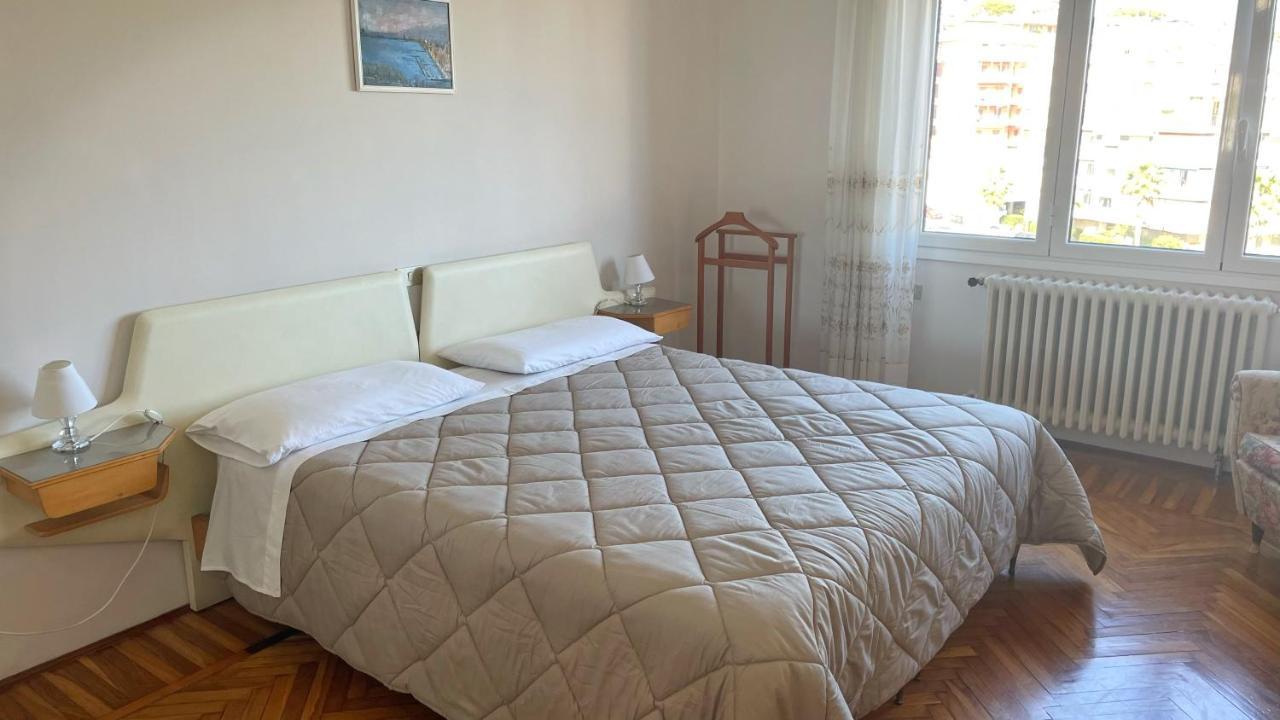 Max And Sea Parking Free Street Apartment Sanremo Exterior photo
